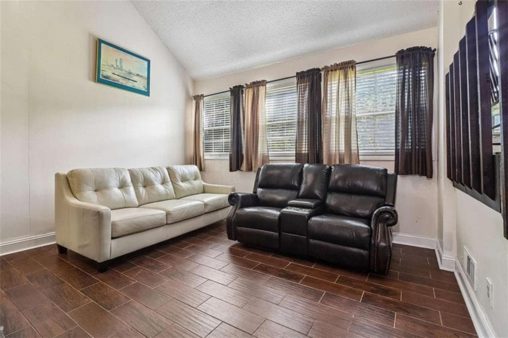 3 bedroom, 2 bathroom, 1,216 sq ft single family residence under contract at 6265 Camp Road, Riverdale, GA 30296 — photo 3