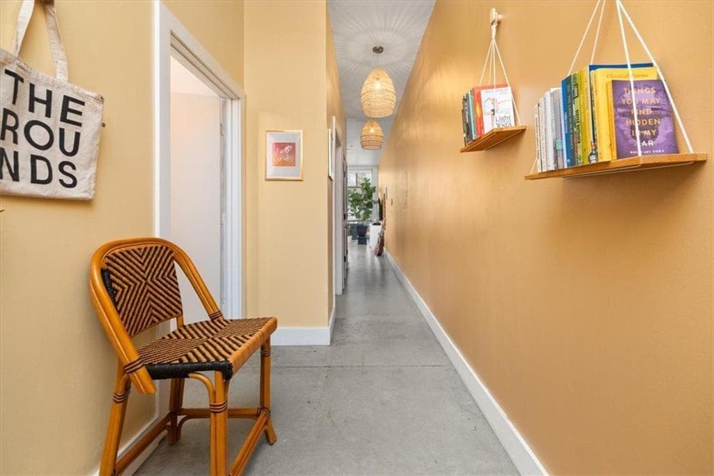 1 bedroom, 1 bathroom, 828 sq ft condominium for sale at 89 MANGUM Street 119, Atlanta, GA 30313 — photo 3