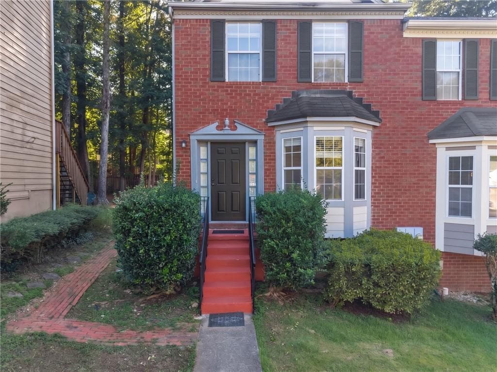 2 bedroom, 3 bathroom, 1,102 sq ft townhouse for sale at 3030 Jester Court, Duluth, GA 30096