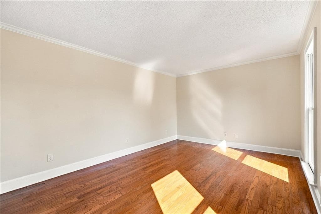 4 bedroom, 4 bathroom, 3,930 sq ft single family residence for sale at 961 Jimson Drive, Conyers, GA 30013 — photo 8