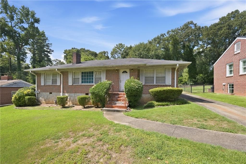3 bedroom, 2 bathroom, 1,962 sq ft single family residence under contract at 1337 Pollard Drive, Atlanta, GA 30311