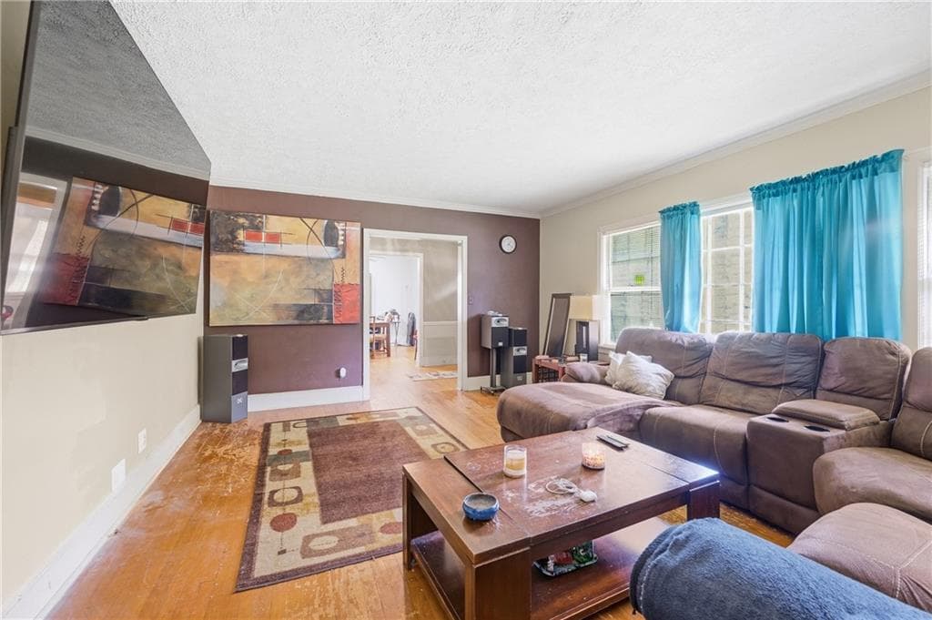 3 bedroom, 2 bathroom, 1,962 sq ft single family residence under contract at 1337 Pollard Drive, Atlanta, GA 30311 — photo 8