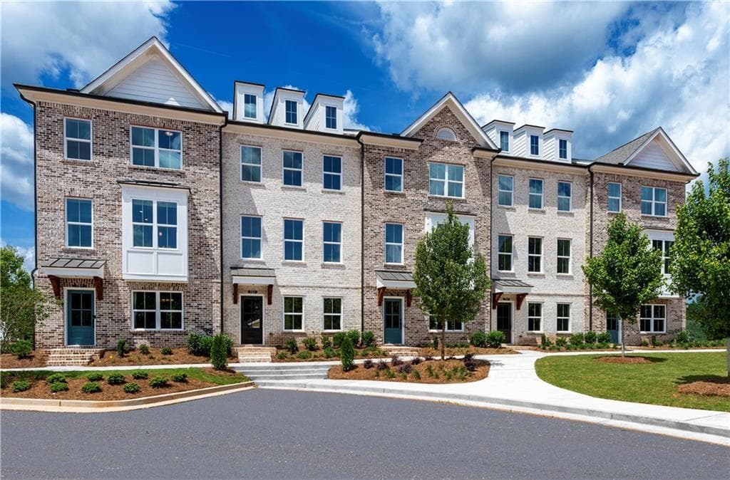 3 bedroom, 4 bathroom, 1,903 sq ft townhouse for rent at 3304 Allgood Lane 9, Scottdale, GA 30079 for $2,800 a month
