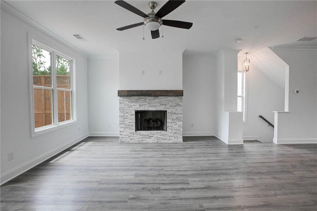 3 bedroom, 4 bathroom, 1,903 sq ft townhouse for rent at 3304 Allgood Lane 9, Scottdale, GA 30079 for $2,800 a month — photo 7