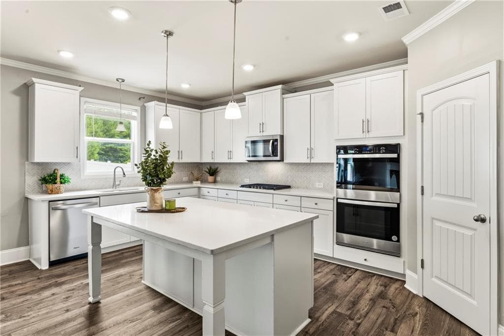 5 bedroom, 4 bathroom, 3,941 sq ft single family residence for sale at 3175 Ancoats Street, Douglasville, GA 30135 — photo 4