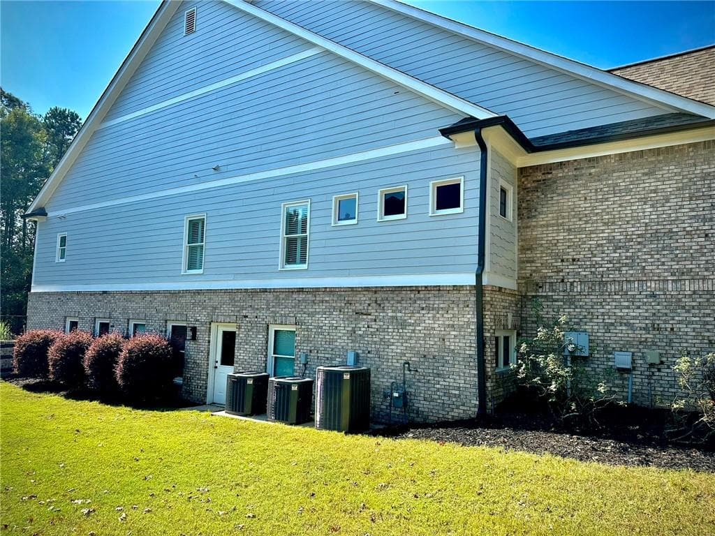 5 bedroom, 6 bathroom, 4,615 sq ft single family residence for sale at 143 Rose Hall Lane, Dallas, GA 30132 — photo 3
