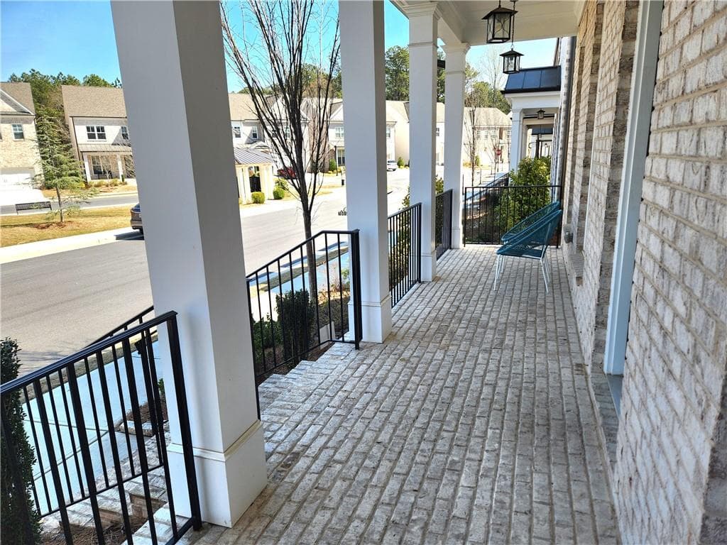 3 bedroom, 3 bathroom, 2,790 sq ft single family residence for sale at 1003 Shurcliff Lane, Johns Creek, GA 30097 — photo 2