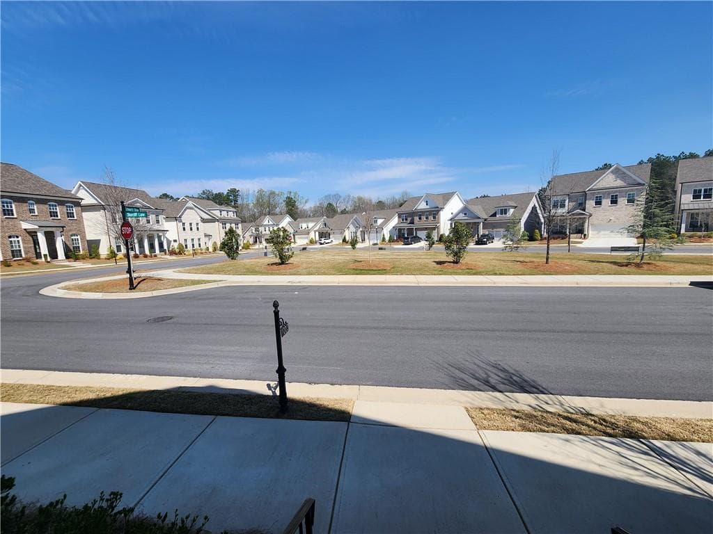 3 bedroom, 3 bathroom, 2,790 sq ft single family residence for sale at 1003 Shurcliff Lane, Johns Creek, GA 30097 — photo 3