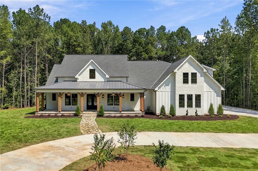6 bedroom, 6 bathroom, 5,350 sq ft single family residence for sale at 5948 McCoy Road, Acworth, GA 30101 — photo 2