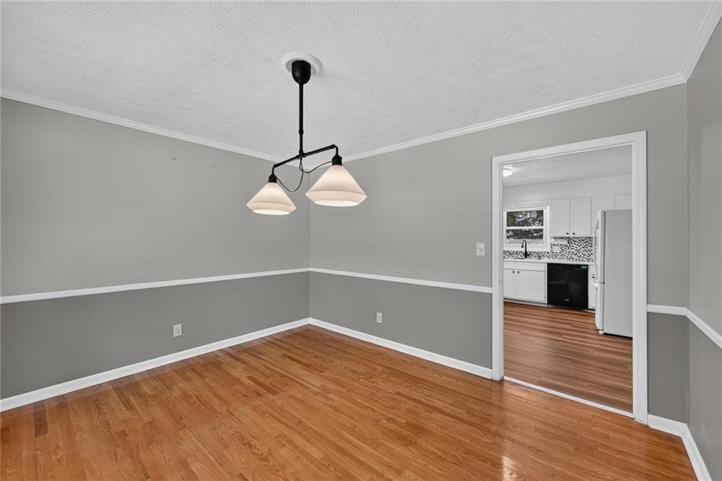 3 bedroom, 2 bathroom, 2,187 sq ft single family residence for sale at 1920 Sierra Drive, Marietta, GA 30062 — photo 7