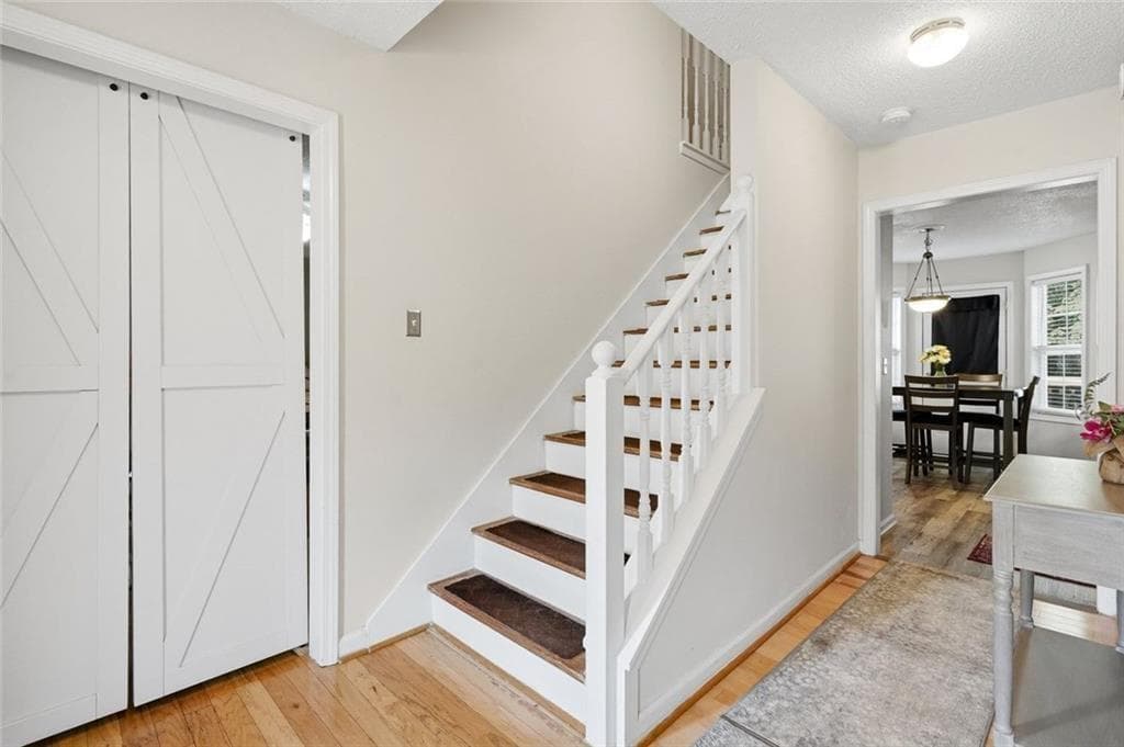 3 bedroom, 3 bathroom, 3,052 sq ft single family residence for sale at 363 Barrington Drive, Hiram, GA 30141 — photo 2