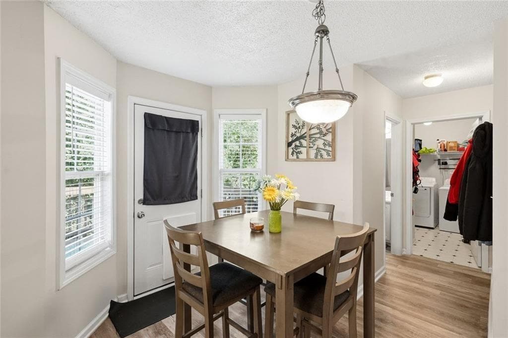 3 bedroom, 3 bathroom, 3,052 sq ft single family residence for sale at 363 Barrington Drive, Hiram, GA 30141 — photo 10