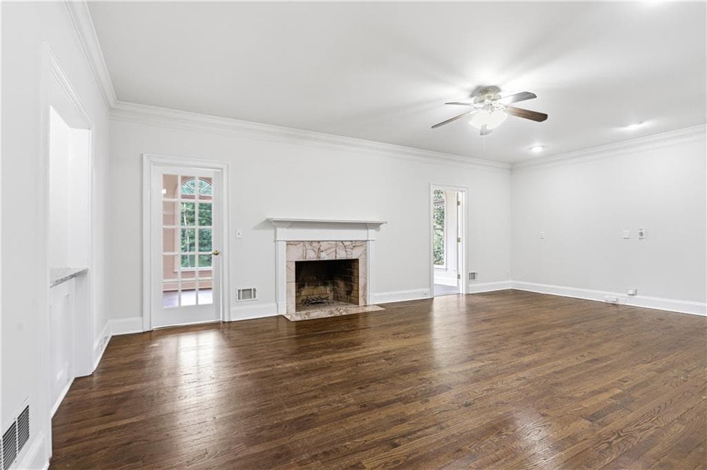 4 bedroom, 5 bathroom, 5,730 sq ft single family residence for sale at 1102 Timber Glen Court, Lilburn, GA 30047 — photo 3