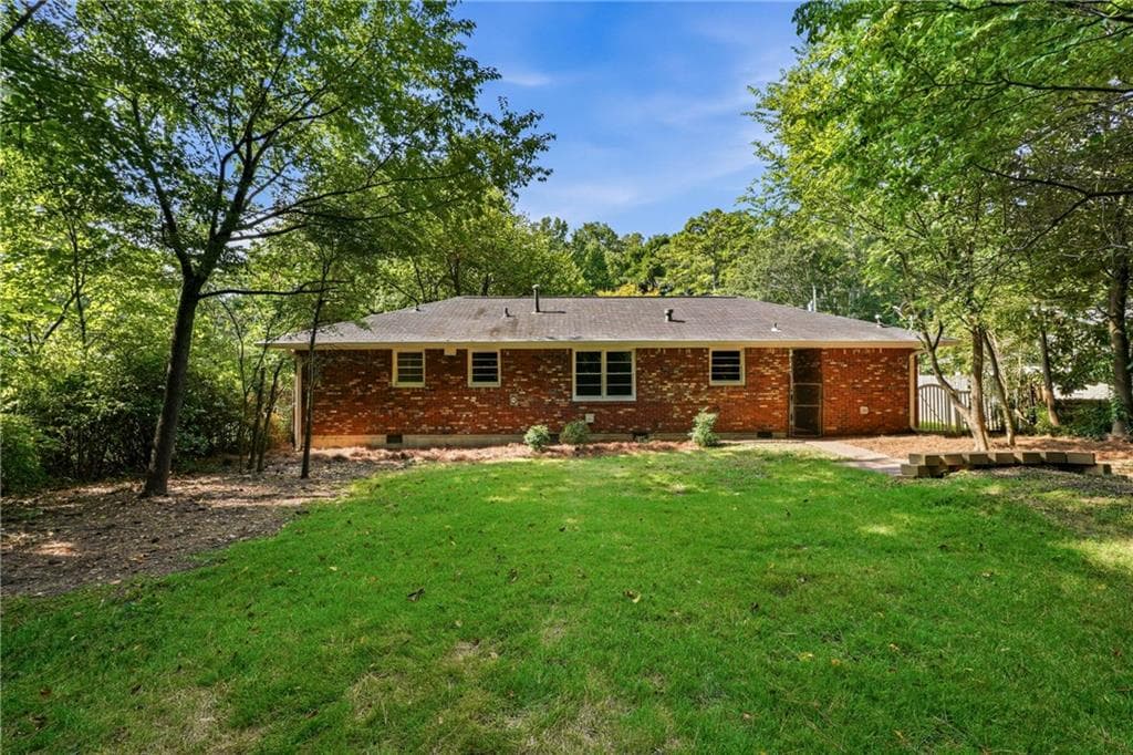 3 bedroom, 2 bathroom, 1,125 sq ft single family residence for sale at 3673 Canadian Way, Tucker, GA 30084 — photo 5
