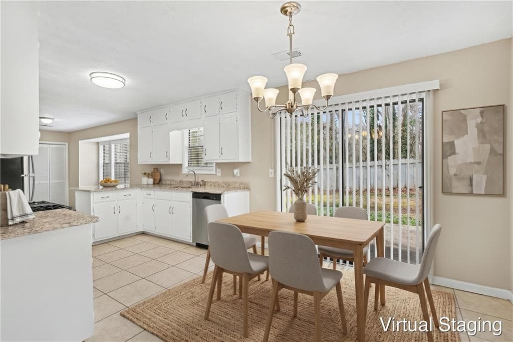 3 bedroom, 2 bathroom, 1,737 sq ft single family residence for sale at 2221 Davis Oaks Court, Stone Mountain, GA 30087 — photo 5
