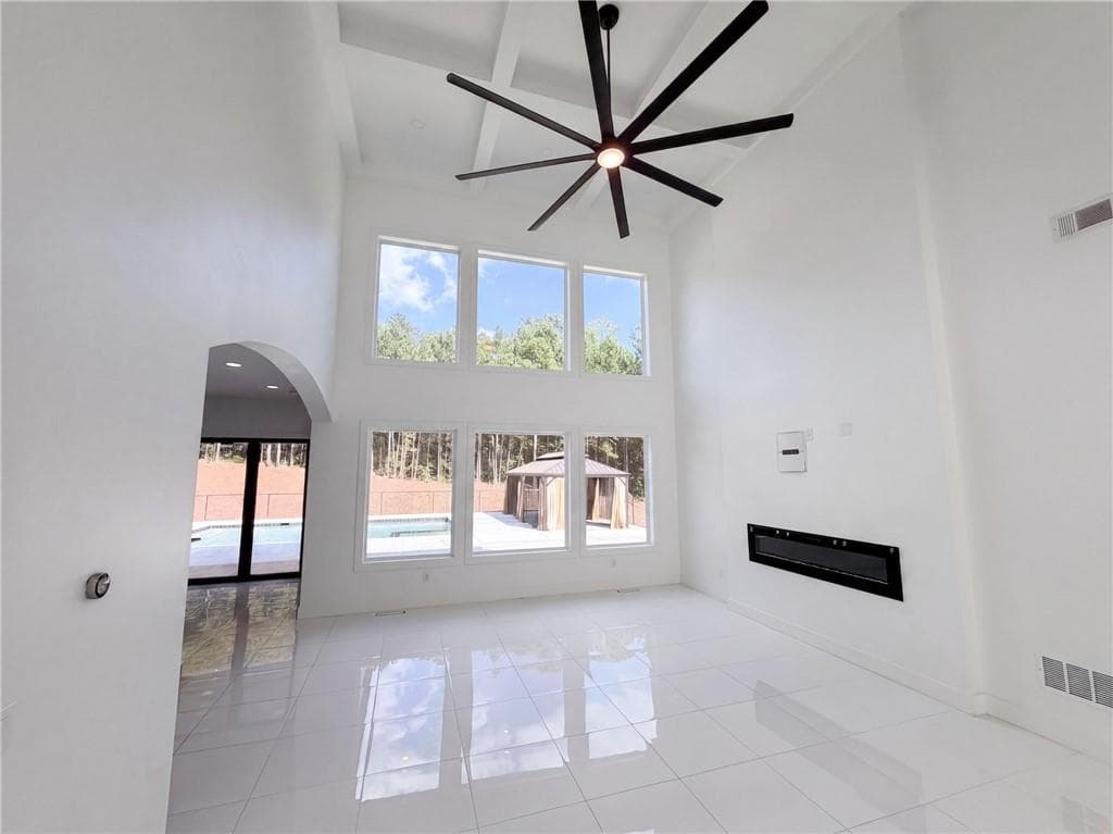 5 bedroom, 5 bathroom, 7,452 sq ft single family residence for sale at 214 Coastline Road, Fayetteville, GA 30214 — photo 3