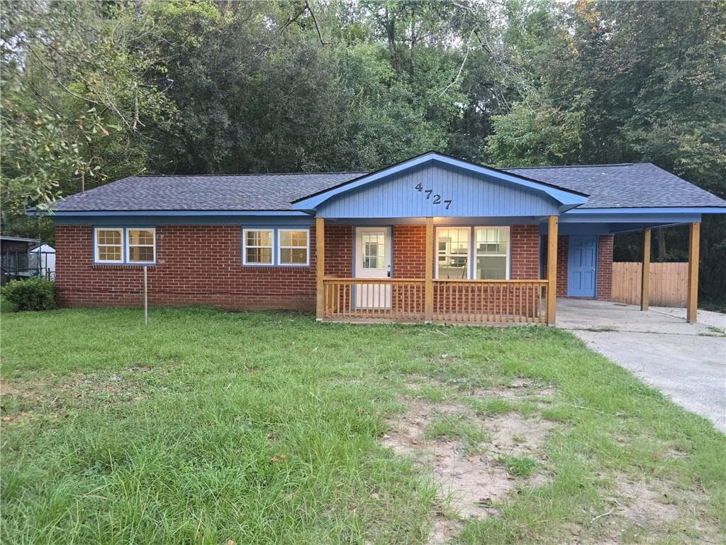 3 bedroom, 2 bathroom, 1,048 sq ft single family residence for sale at 4727 Elkan Avenue, Macon, GA 31206