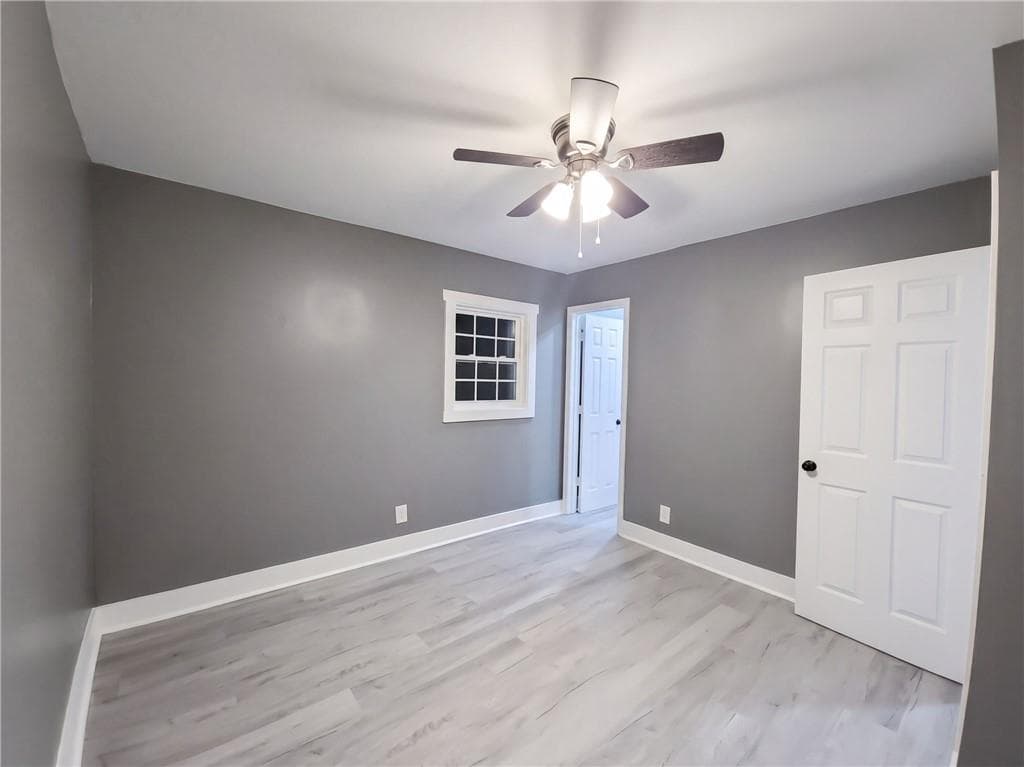 3 bedroom, 2 bathroom, 1,048 sq ft single family residence for sale at 4727 Elkan Avenue, Macon, GA 31206 — photo 4