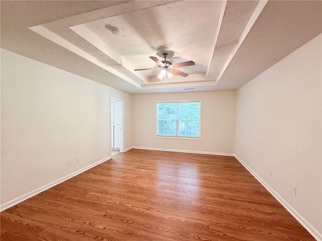 4 bedroom, 3 bathroom, 2,106 sq ft single family residence for sale at 112 Platte Street, Winder, GA 30680 — photo 4