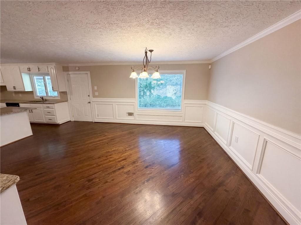 4 bedroom, 3 bathroom, 2,880 sq ft single family residence for sale at 6257 N Summers Circle, Douglasville, GA 30135 — photo 8