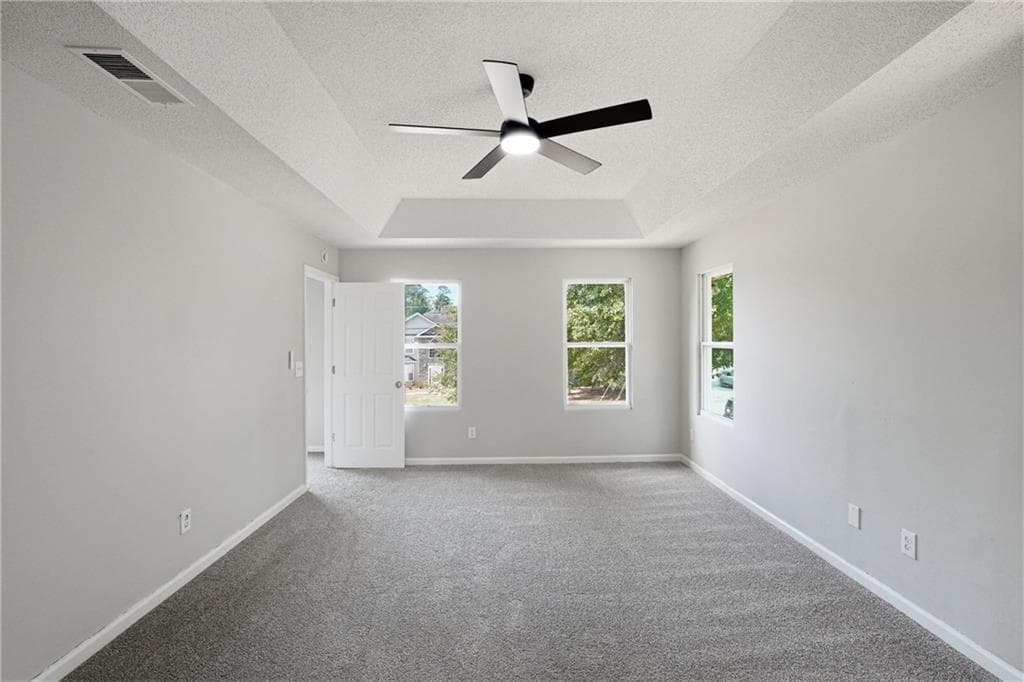 4 bedroom, 3 bathroom, 3,113 sq ft single family residence under contract at 2124 Hairston Creek Parkway, Decatur, GA 30035 — photo 4