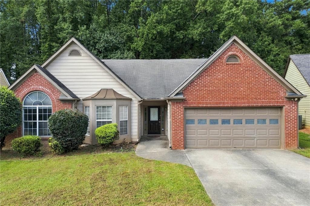 3 bedroom, 2 bathroom, 2,034 sq ft single family residence for rent at 3260 Ennfield Lane, Duluth, GA 30096 for $2,500 a month — photo 1 of 52