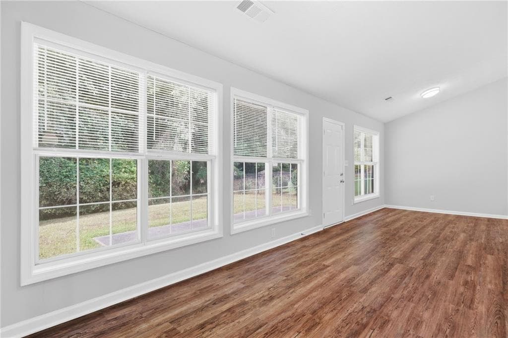 3 bedroom, 2 bathroom, 2,034 sq ft single family residence for rent at 3260 Ennfield Lane, Duluth, GA 30096 for $2,500 a month — photo 10