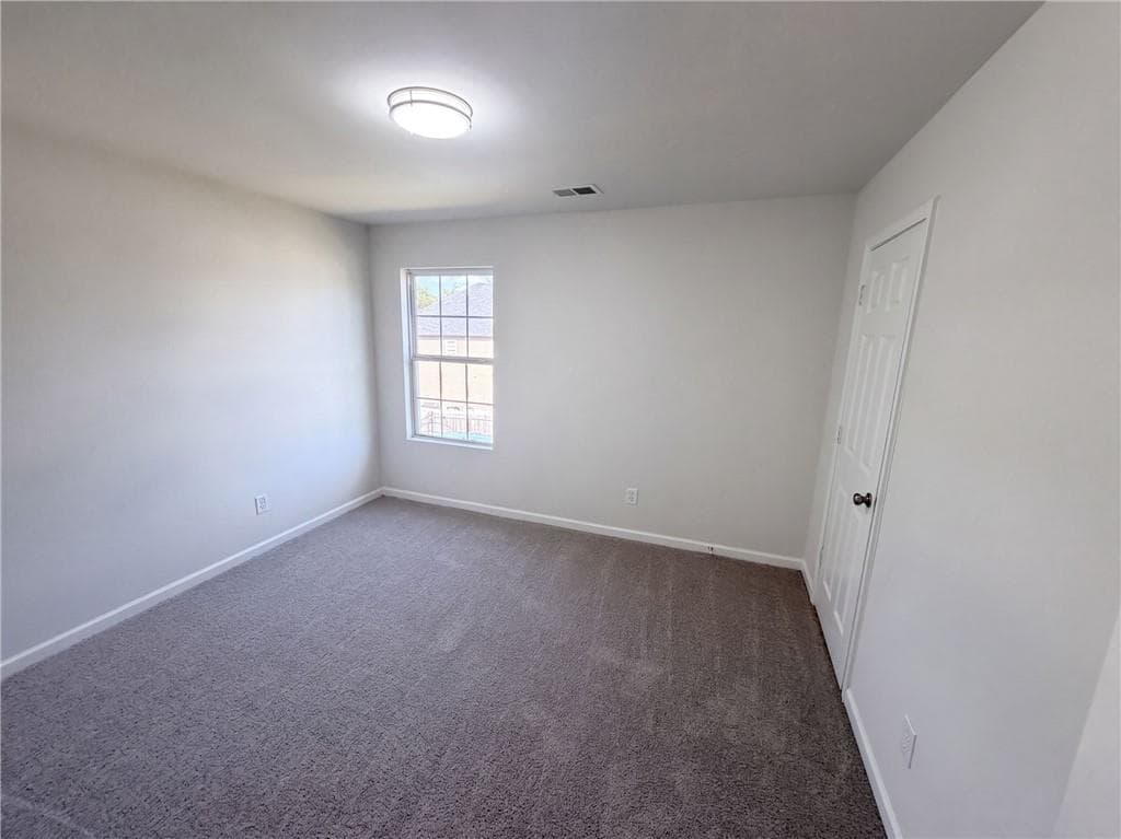 4 bedroom, 3 bathroom, 2,198 sq ft single family residence for sale at 7402 Walton Hill, Fairburn, GA 30213 — photo 9