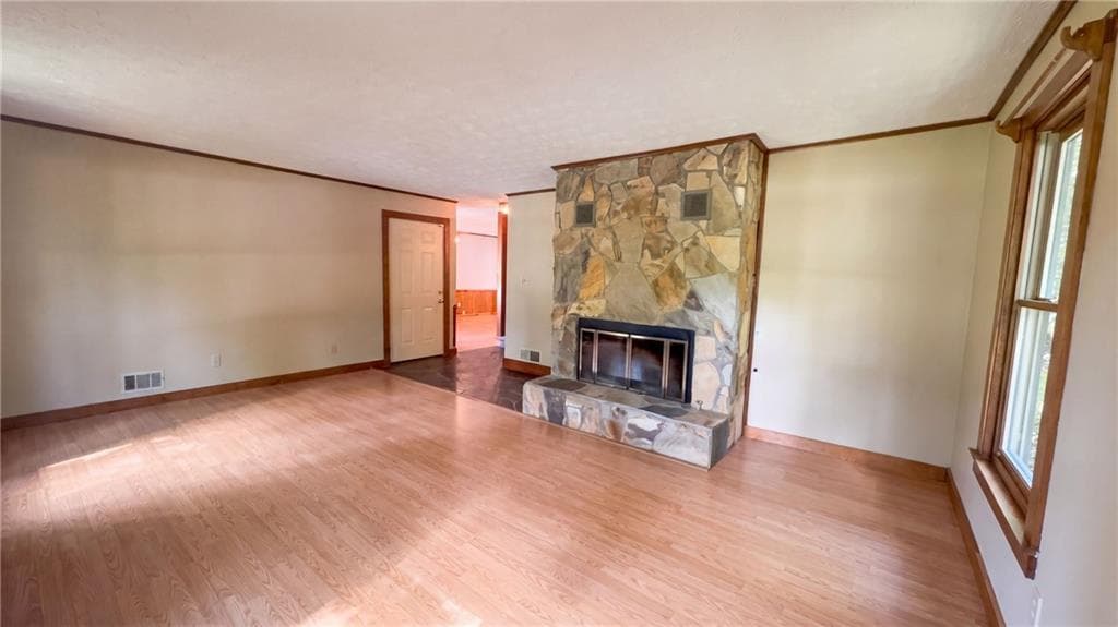 3 bedroom, 3 bathroom, 2,010 sq ft single family residence for sale at 100 Joshua Place, Fayetteville, GA 30215 — photo 8
