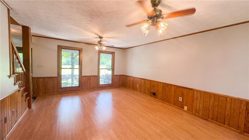3 bedroom, 3 bathroom, 2,010 sq ft single family residence for sale at 100 Joshua Place, Fayetteville, GA 30215 — photo 9