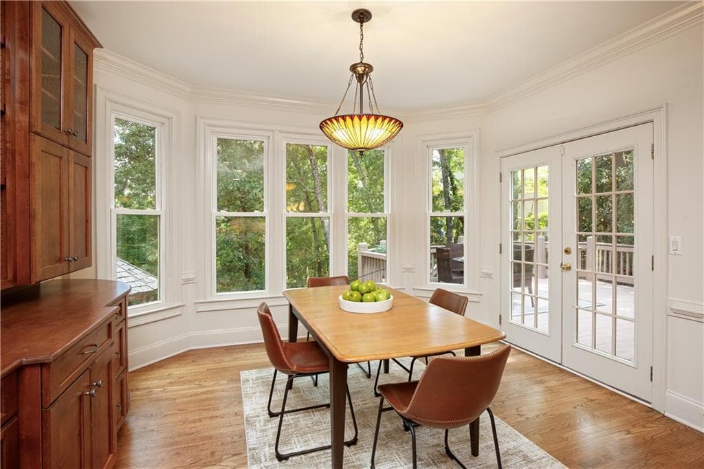 5 bedroom, 6 bathroom, 8,055 sq ft single family residence for sale at 8370 Sentinae Chase Drive, Roswell, GA 30076 — photo 9