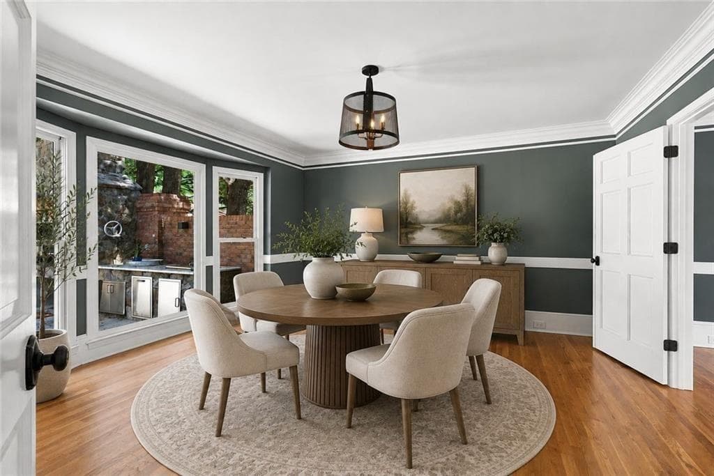 5 bedroom, 5 bathroom, 5,166 sq ft single family residence for sale at 7680 Dunvegan Close, Sandy Springs, GA 30350 — photo 8