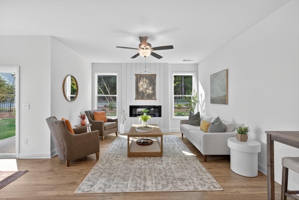 3 bedroom, 3 bathroom, 1,829 sq ft townhouse for sale at 169 Windsor Park Court, Jefferson, GA 30549 — photo 5