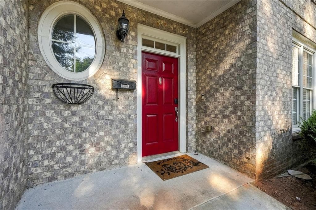 3 bedroom, 3 bathroom, 1,986 sq ft townhouse for sale at 1822 Rue De Montreal, Tucker, GA 30084