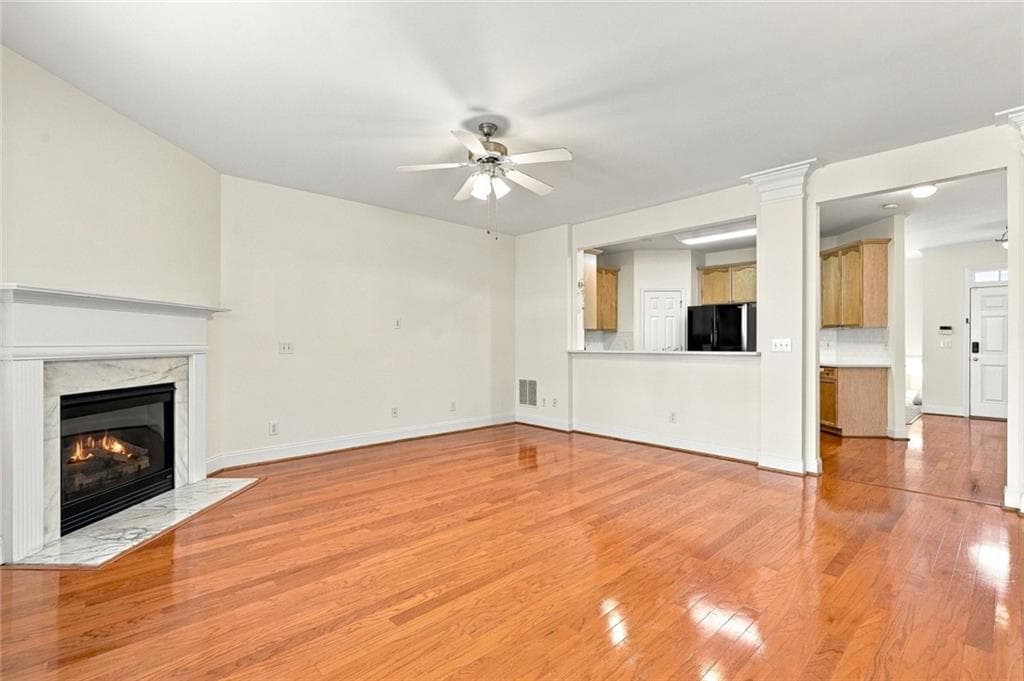 3 bedroom, 3 bathroom, 1,986 sq ft townhouse for sale at 1822 Rue De Montreal, Tucker, GA 30084 — photo 9
