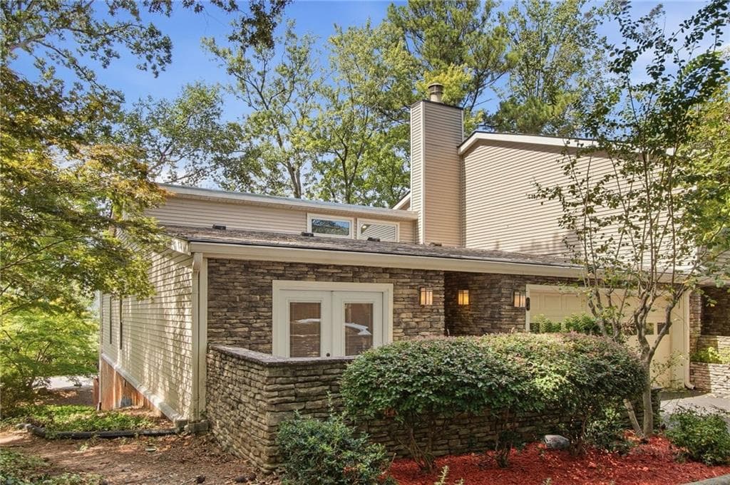 3 bedroom, 3 bathroom, 2,872 sq ft townhouse under contract at 64 Basswood Circle, Sandy Springs, GA 30328