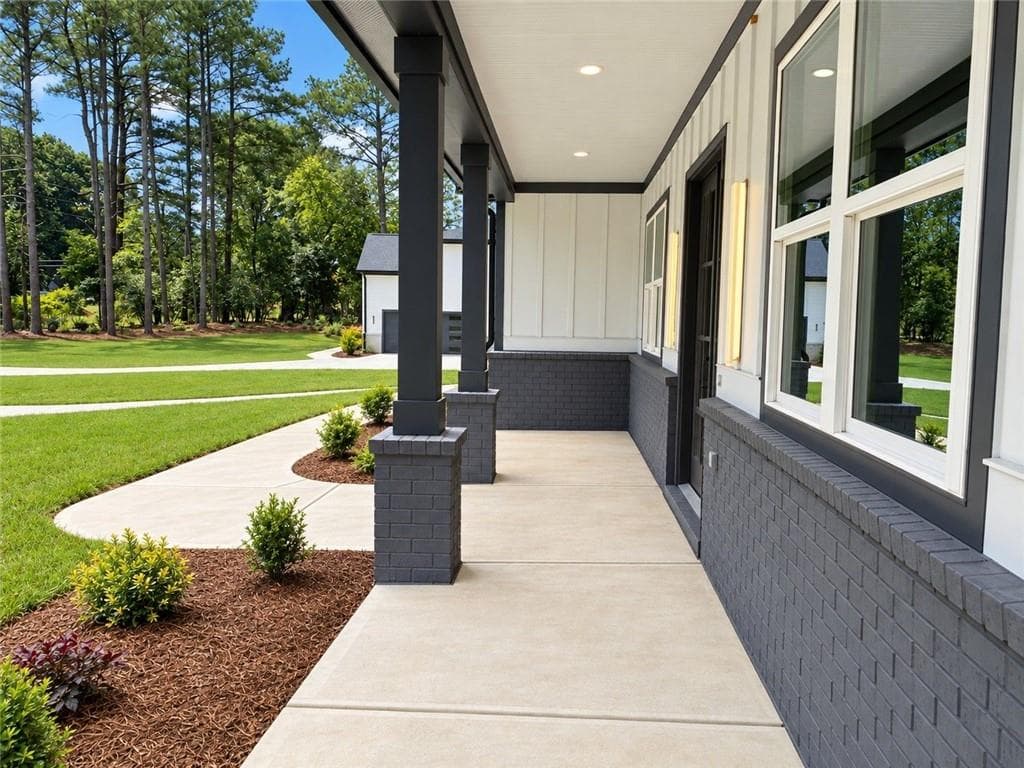 5 bedroom, 6 bathroom, 3,600 sq ft single family residence for sale at 1269 Highway 138, Monroe, GA 30655 — photo 4