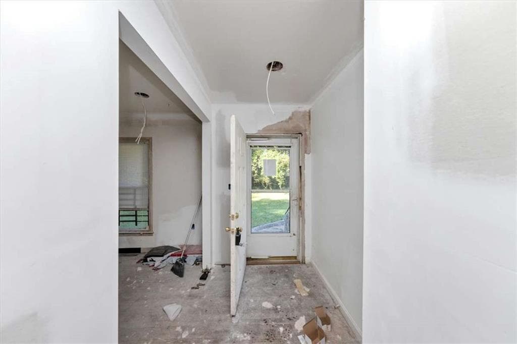 3 bedroom, 3 bathroom, 1,957 sq ft single family residence for sale at 1280 Boat Rock Road, South Fulton, GA 30331 — photo 2