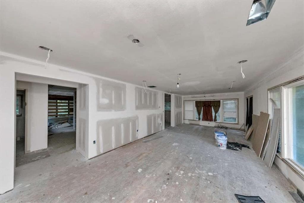 3 bedroom, 3 bathroom, 1,957 sq ft single family residence for sale at 1280 Boat Rock Road, South Fulton, GA 30331 — photo 5