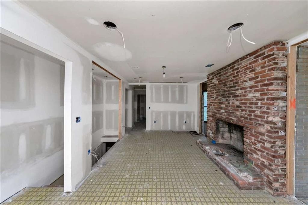 3 bedroom, 3 bathroom, 1,957 sq ft single family residence for sale at 1280 Boat Rock Road, South Fulton, GA 30331 — photo 10