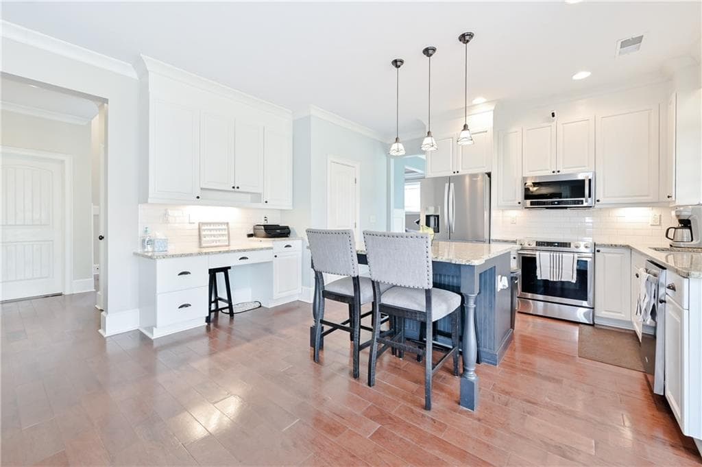 4 bedroom, 3 bathroom, 2,582 sq ft single family residence for rent at 2878 Bart Johnson Road, Buford, GA 30519 for $3,000 a month — photo 8