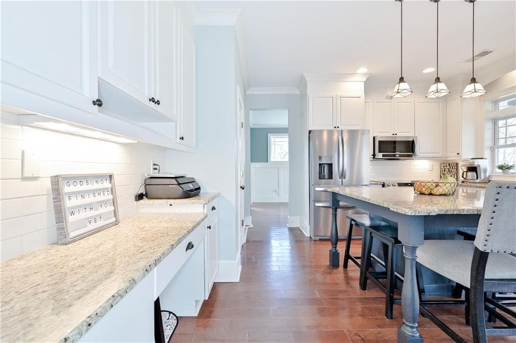 4 bedroom, 3 bathroom, 2,582 sq ft single family residence for rent at 2878 Bart Johnson Road, Buford, GA 30519 for $3,000 a month — photo 9