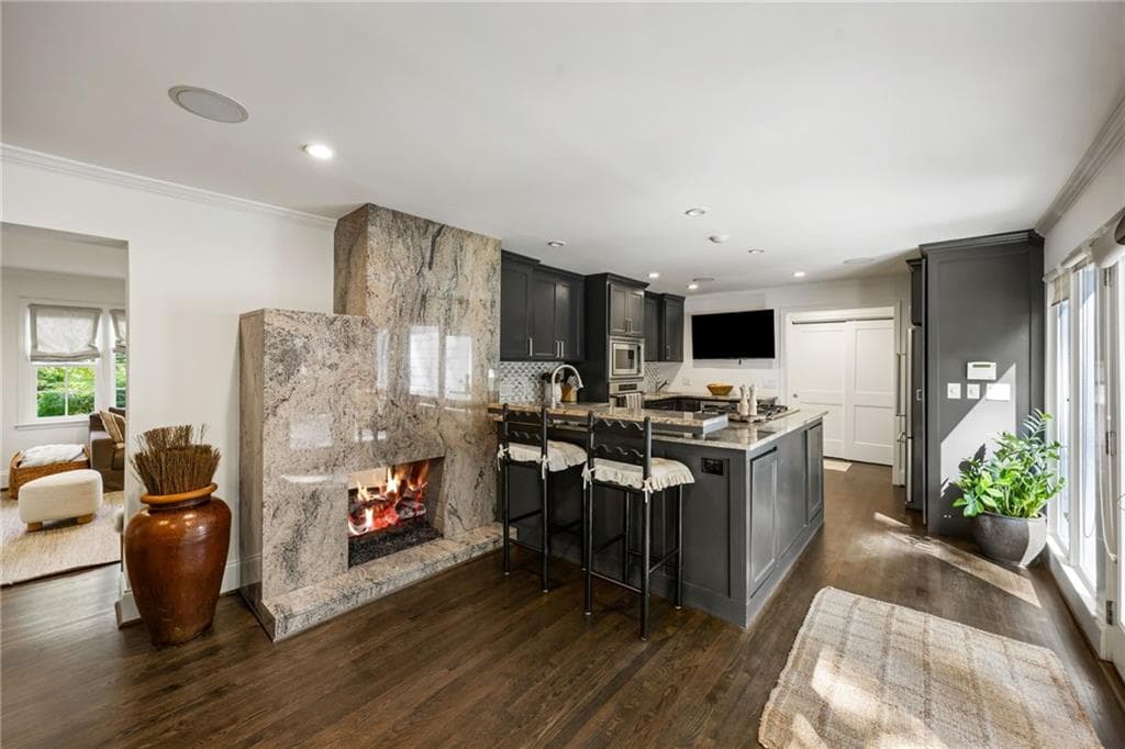 3 bedroom, 2 bathroom single family residence under contract at 3177 Towerview Drive, Atlanta, GA 30324 — photo 10