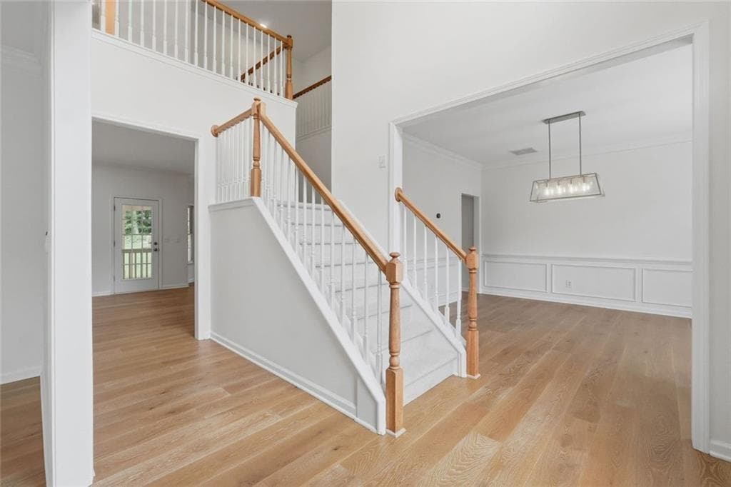 5 bedroom, 3 bathroom, 3,053 sq ft single family residence for sale at 3920 Shiloh Ridge Run, Suwanee, GA 30024 — photo 5