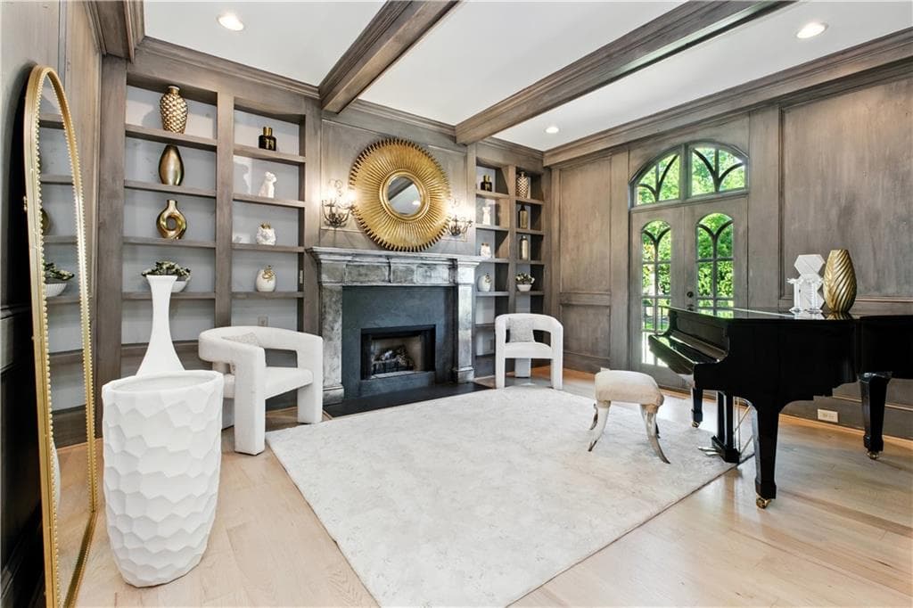 7 bedroom, 8 bathroom, 8,592 sq ft single family residence for rent at 6225 Random Winds Bluff, Gainesville, GA 30506 for $11,000 a month — photo 3