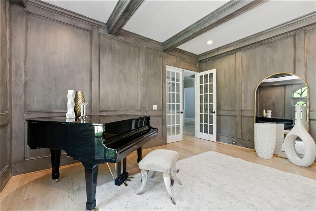 7 bedroom, 8 bathroom, 8,592 sq ft single family residence for rent at 6225 Random Winds Bluff, Gainesville, GA 30506 for $11,000 a month — photo 4