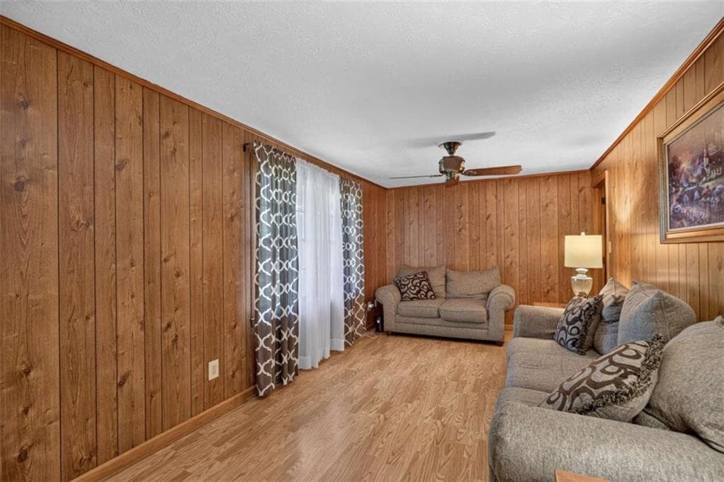 4 bedroom, 2 bathroom, 2,176 sq ft single family residence for sale at 3100 Old Jonesboro Road, Fairburn, GA 30213 — photo 5