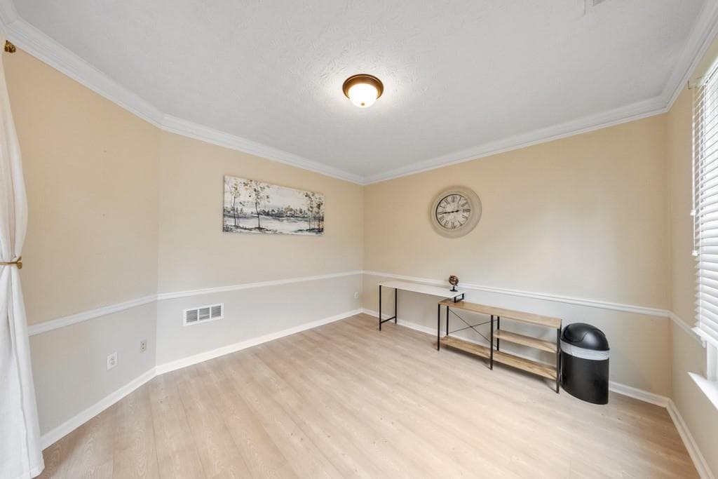 4 bedroom, 3 bathroom, 3,730 sq ft single family residence for sale at 7165 Blair Chase Court, Austell, GA 30168 — photo 4