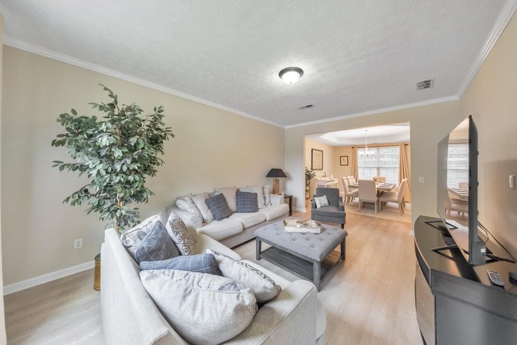 4 bedroom, 3 bathroom, 3,730 sq ft single family residence for sale at 7165 Blair Chase Court, Austell, GA 30168 — photo 6