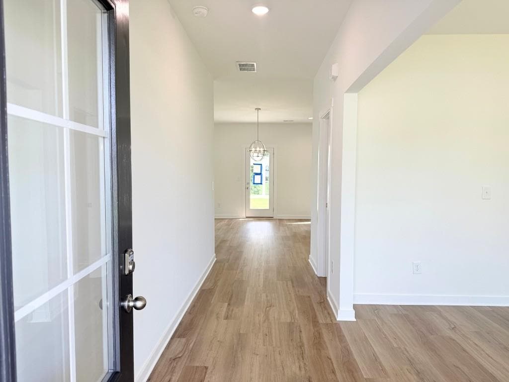 4 bedroom, 3 bathroom, 2,159 sq ft single family residence for sale at 140 Cochin Drive, Statham, GA 30666 — photo 3